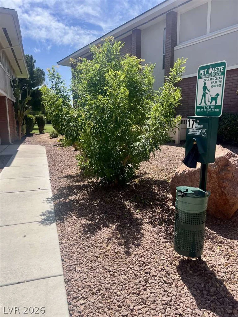 2838 Loveland, Las Vegas, NV 89109
