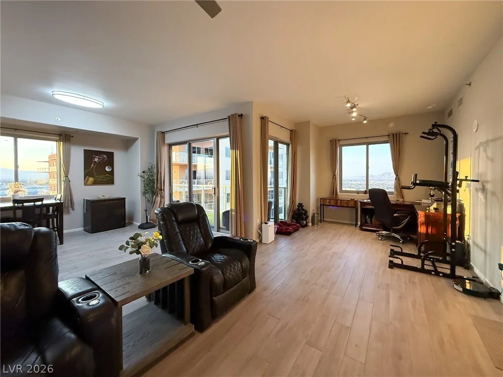 8255 Las Vegas, Las Vegas, NV 89123