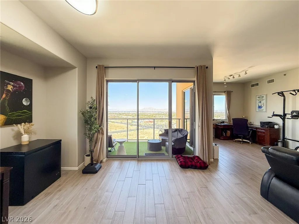 8255 Las Vegas, Las Vegas, NV 89123
