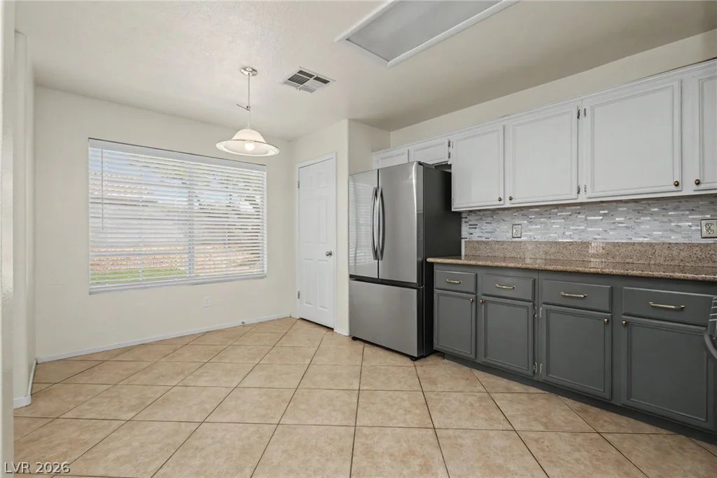 8216 Hollister, Las Vegas, NV 89131