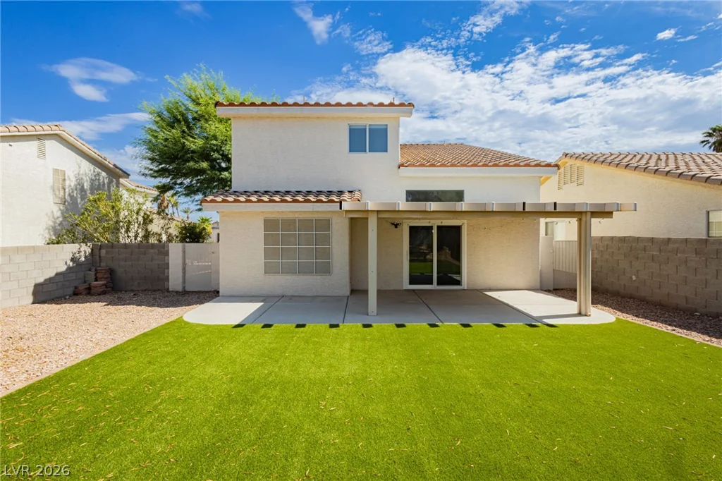 8216 Hollister, Las Vegas, NV 89131