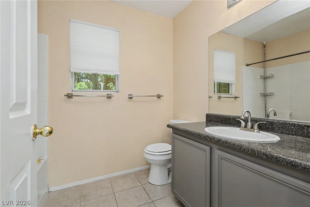 8216 Hollister, Las Vegas, NV 89131