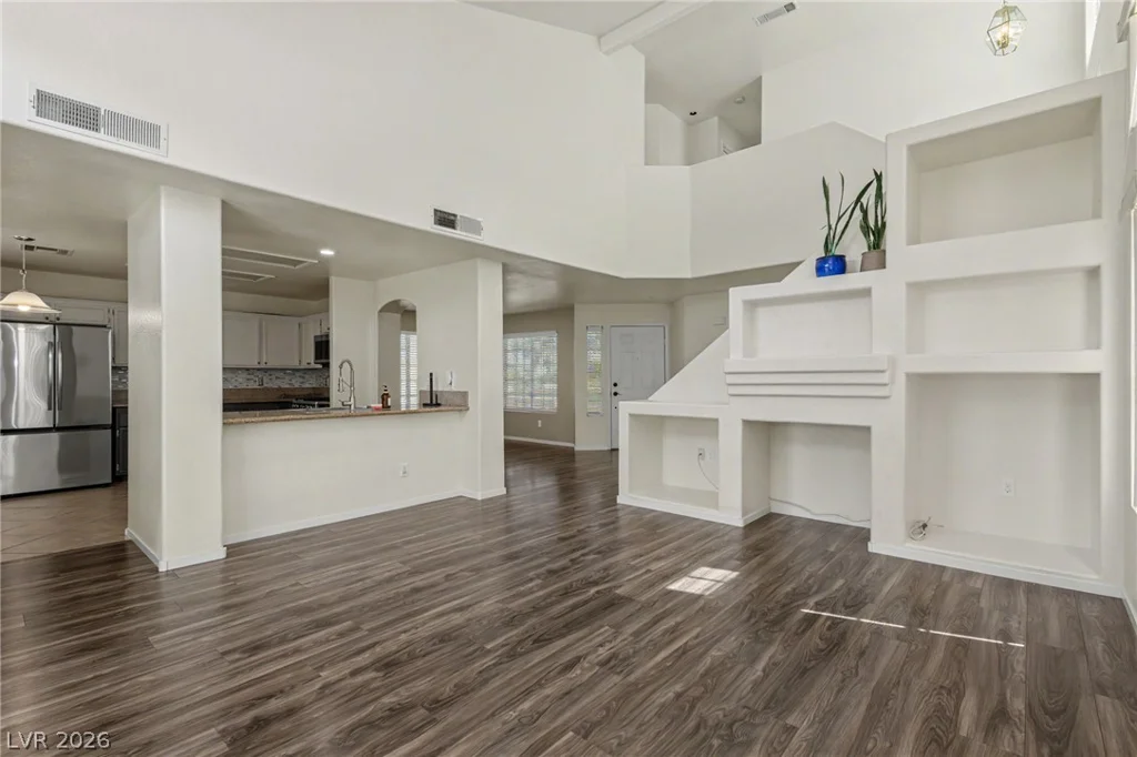 8216 Hollister, Las Vegas, NV 89131