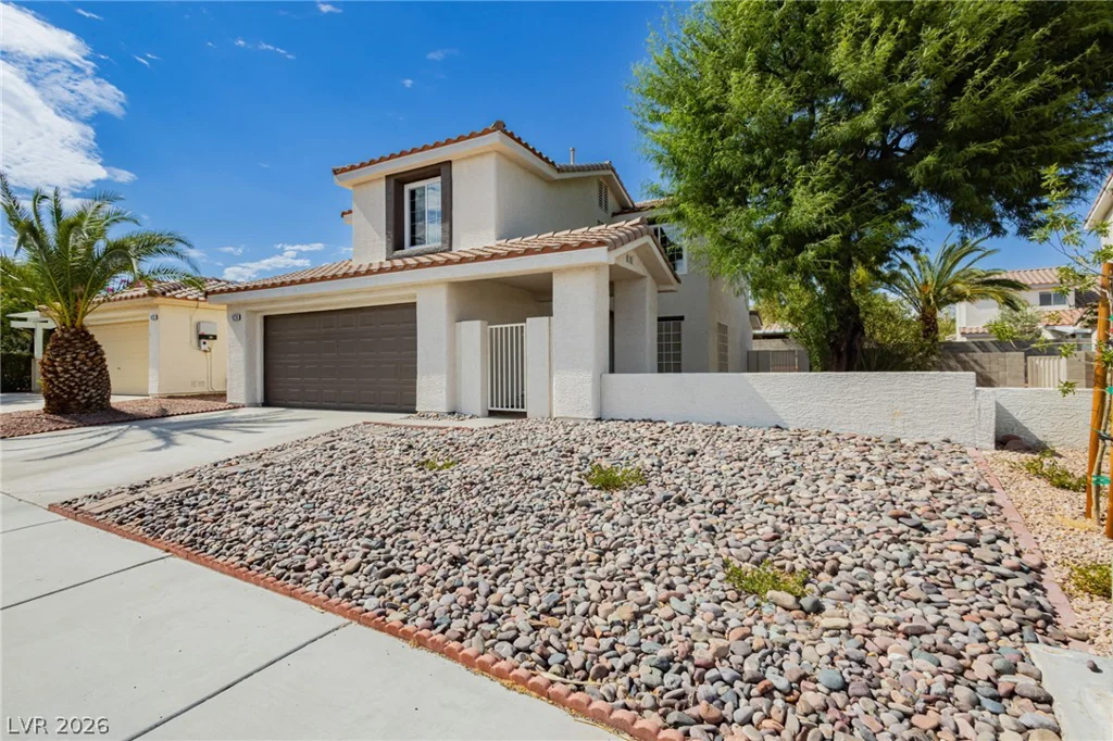 8216 Hollister, Las Vegas, NV 89131