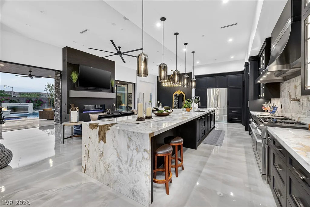 13 Rainbow Point, Henderson, NV 89011