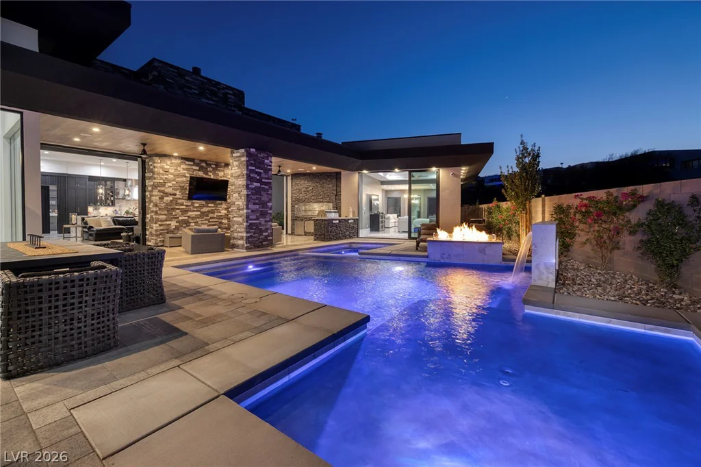 13 Rainbow Point, Henderson, NV 89011