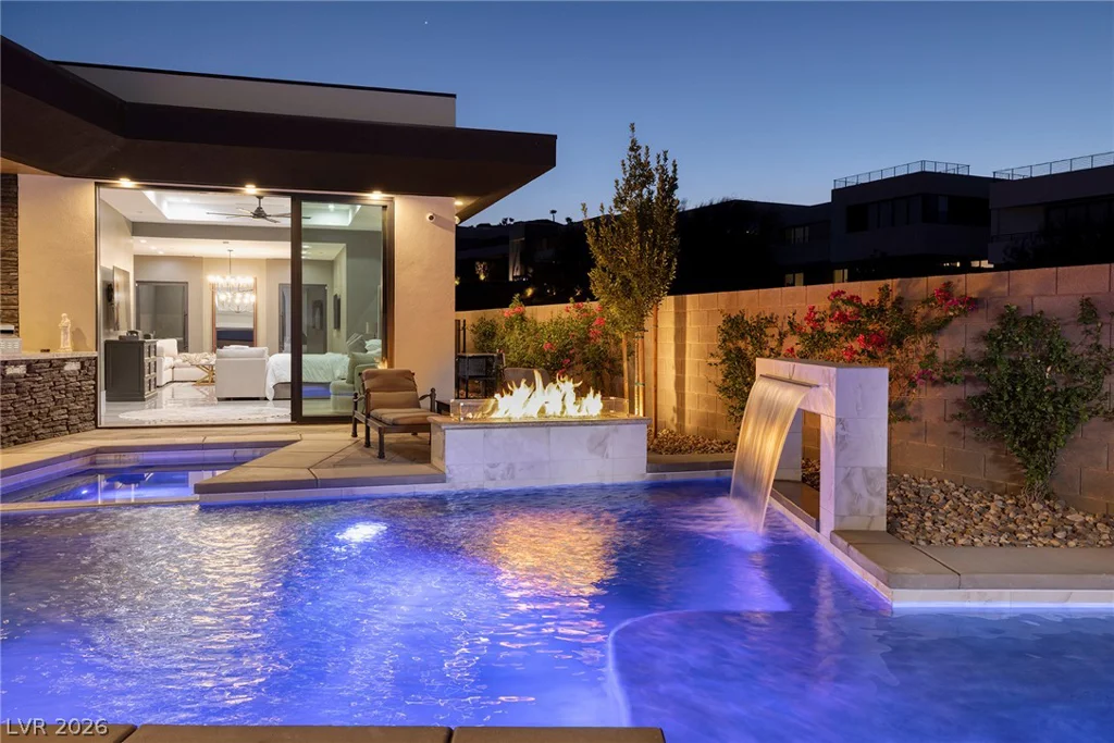 13 Rainbow Point, Henderson, NV 89011