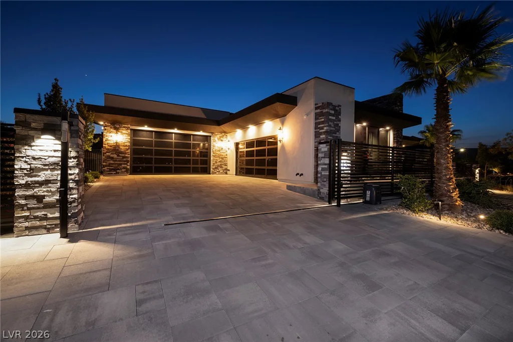 13 Rainbow Point, Henderson, NV 89011