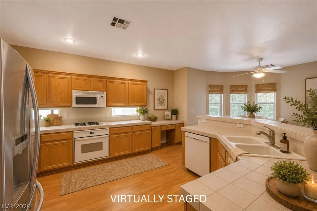 8921 Reining Spur, Las Vegas, NV 89143