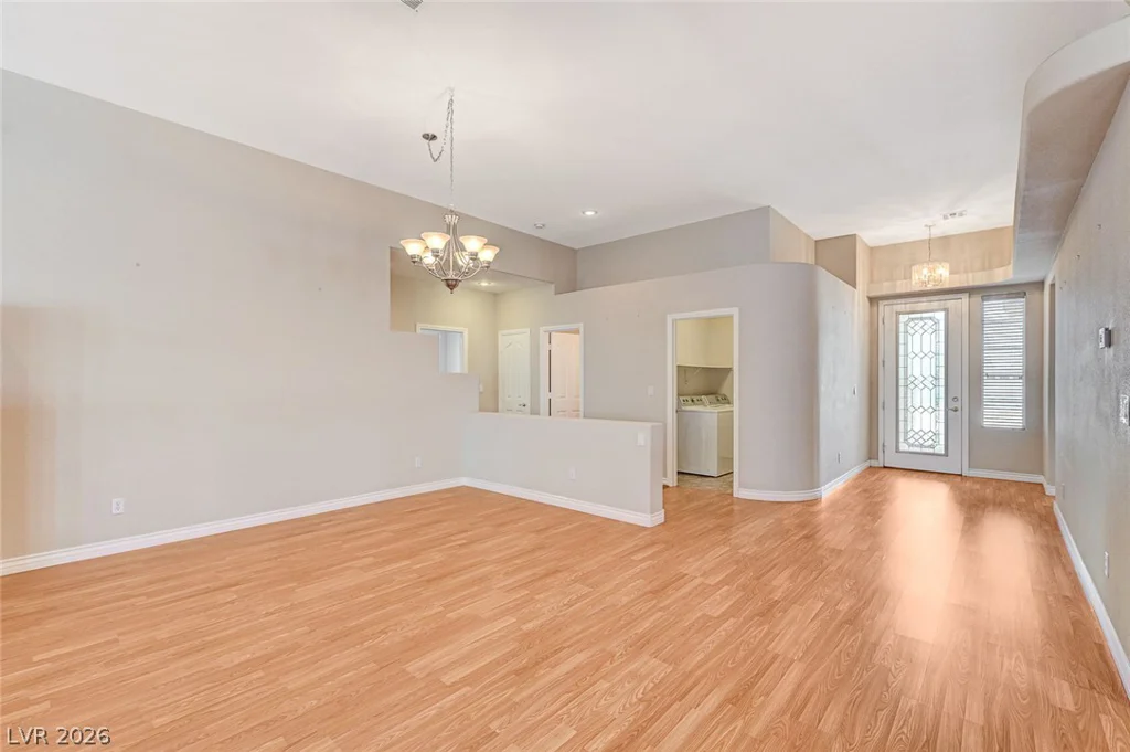 8921 Reining Spur, Las Vegas, NV 89143