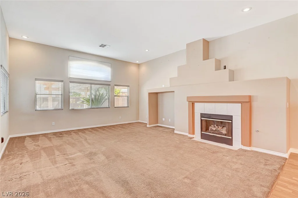 8921 Reining Spur, Las Vegas, NV 89143