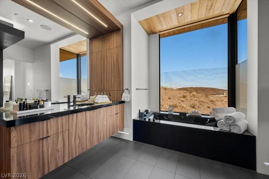 641 Dragon Peak, Henderson, NV 89012