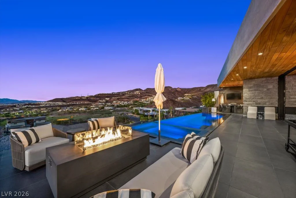 641 Dragon Peak, Henderson, NV 89012