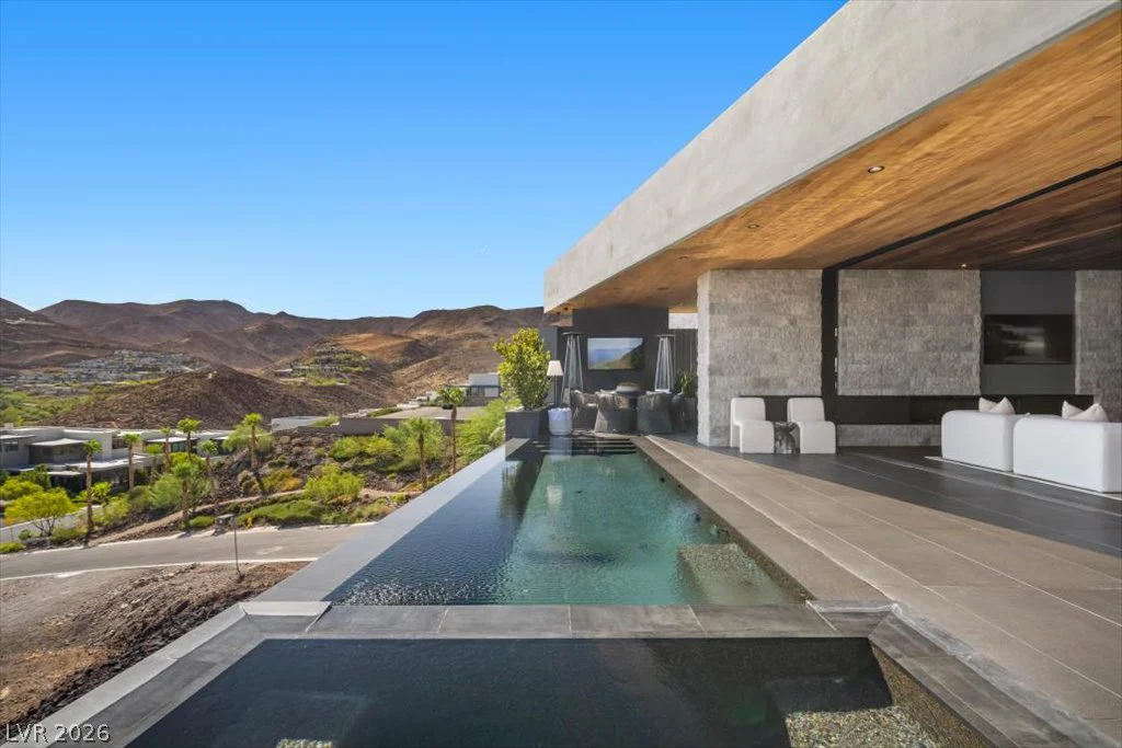 641 Dragon Peak, Henderson, NV 89012