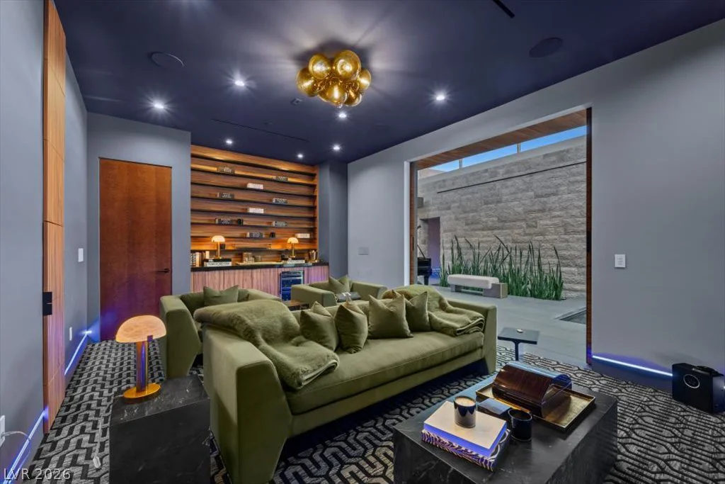 641 Dragon Peak, Henderson, NV 89012
