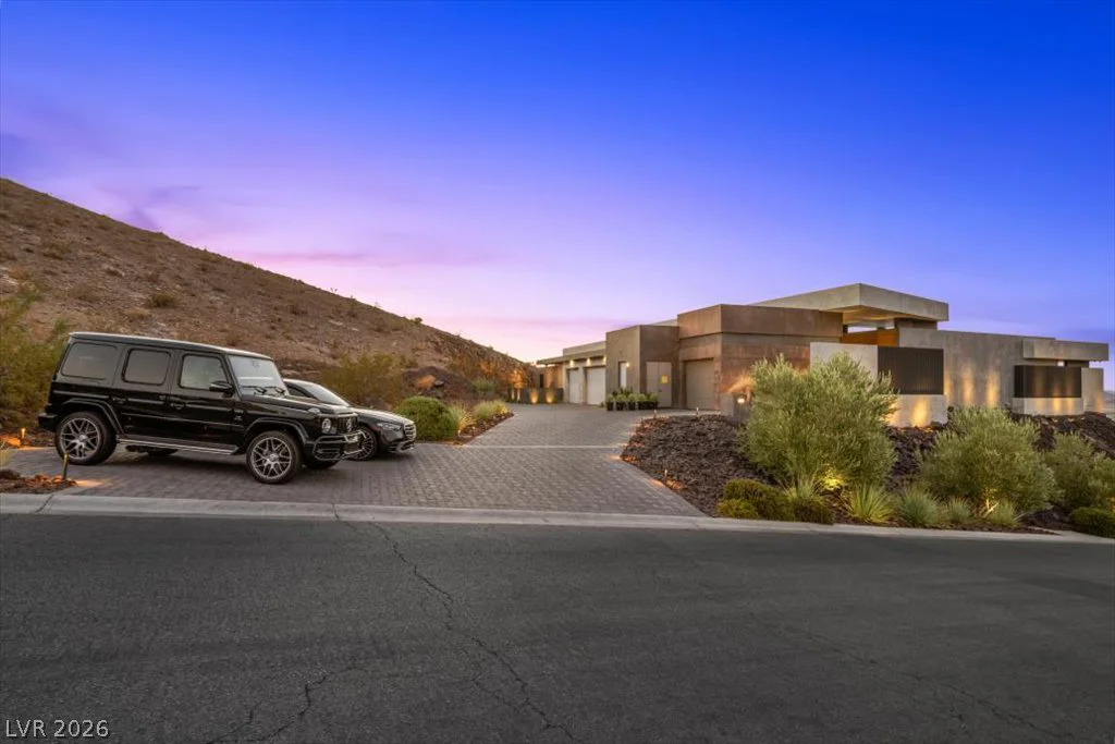 641 Dragon Peak, Henderson, NV 89012