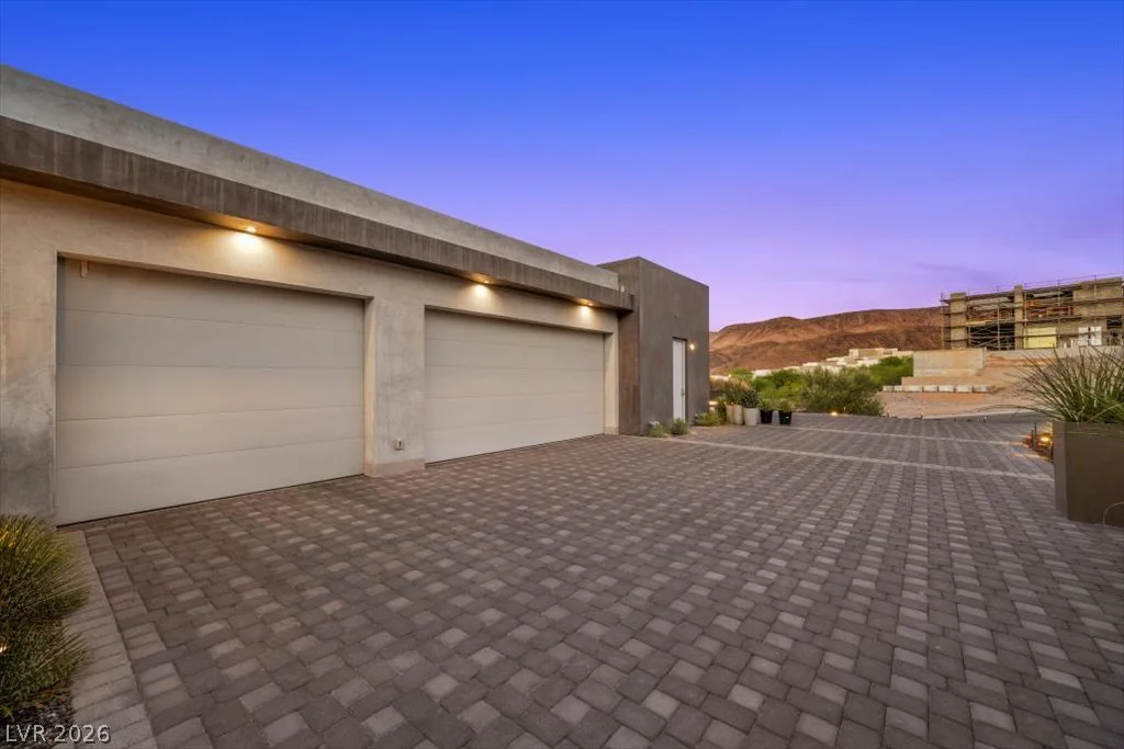 641 Dragon Peak, Henderson, NV 89012