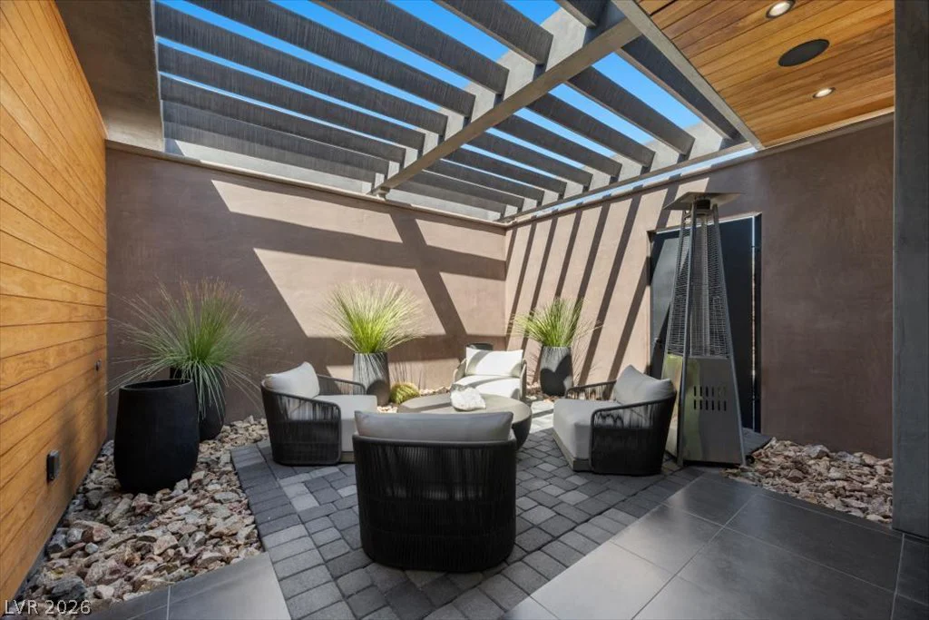 641 Dragon Peak, Henderson, NV 89012