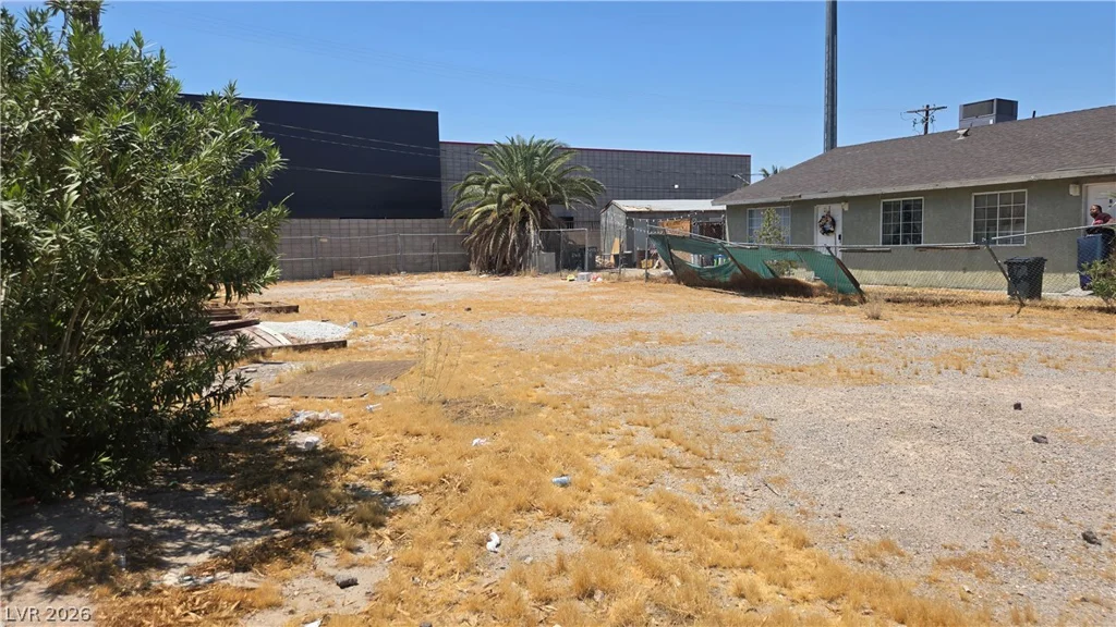 2405 McCarran, North Las Vegas, NV 89030