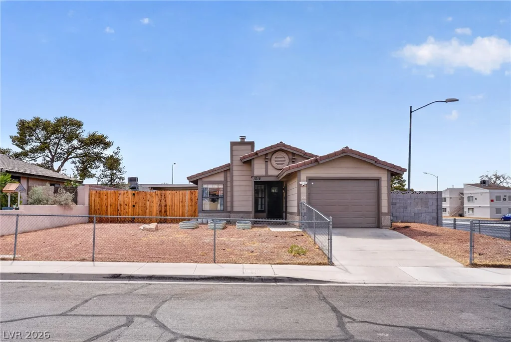 1015 Brookside, Henderson, NV 89015