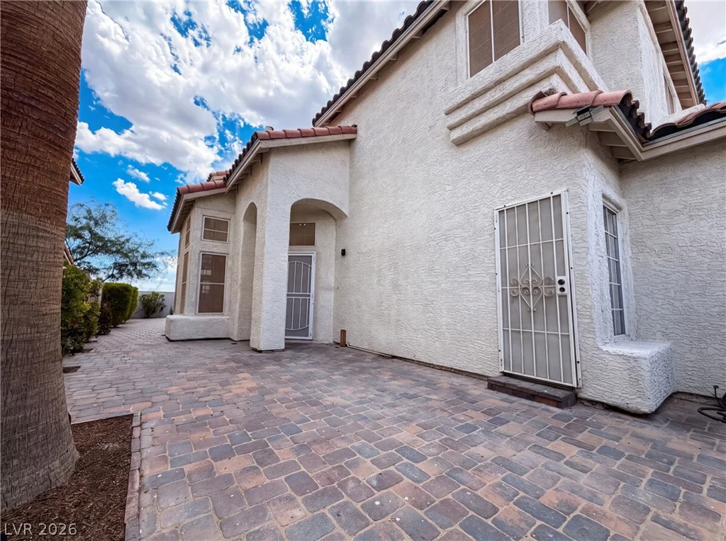 7504 Holloran, Las Vegas, NV 89128