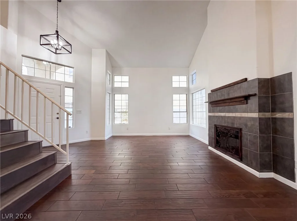 7504 Holloran, Las Vegas, NV 89128