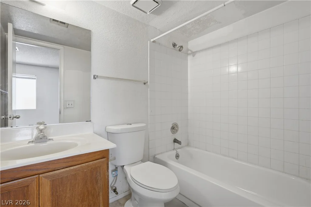 925 Sulphur Springs, Las Vegas, NV 89128