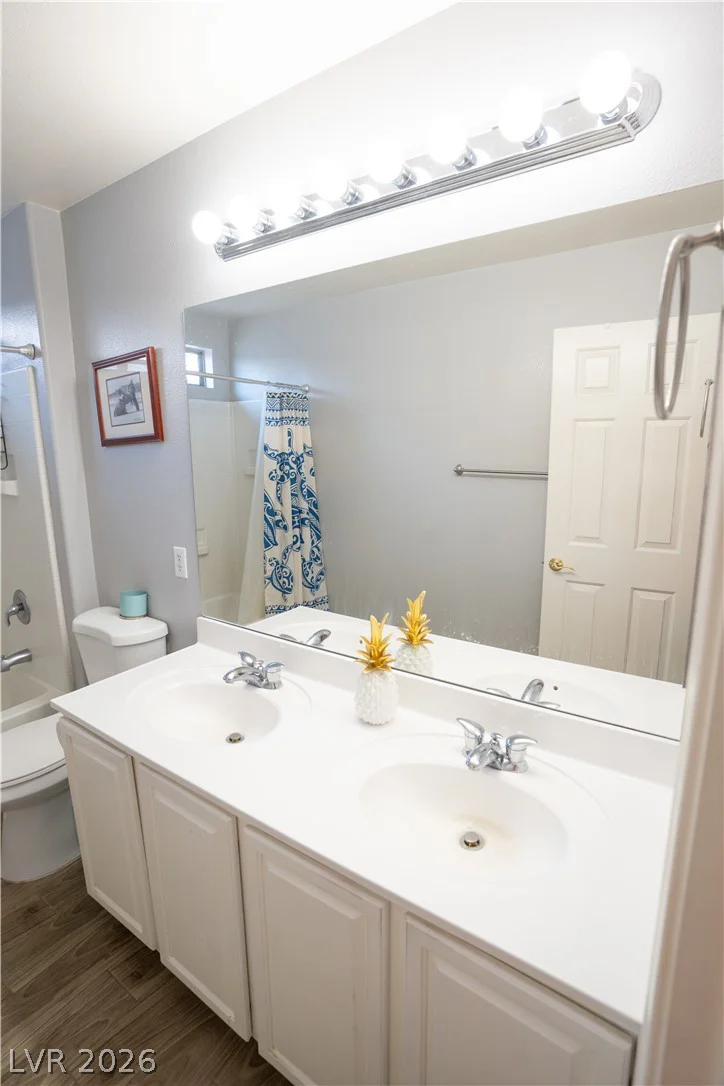 6251 Copper Light, North Las Vegas, NV 89081