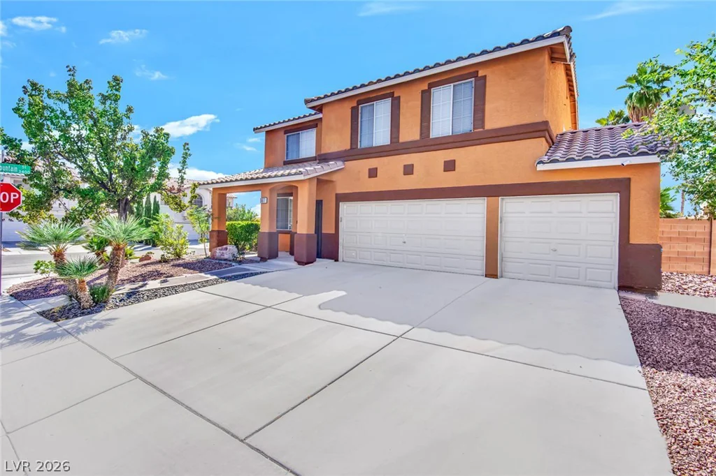 9677 Casper Peak, Las Vegas, NV 89117