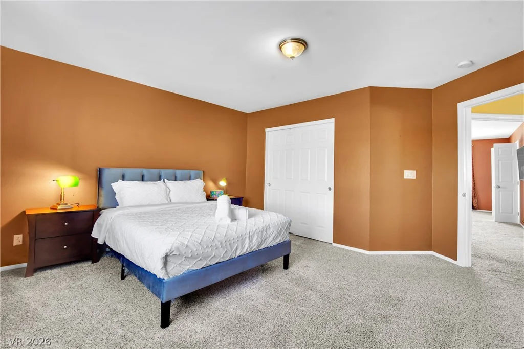 9677 Casper Peak, Las Vegas, NV 89117