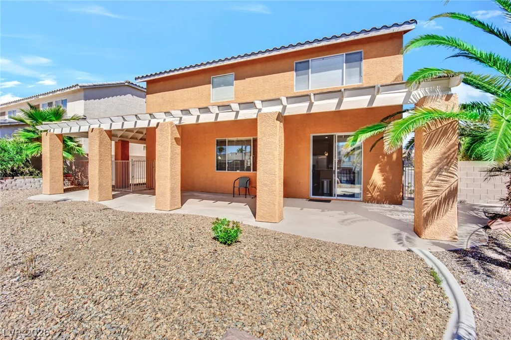 9677 Casper Peak, Las Vegas, NV 89117