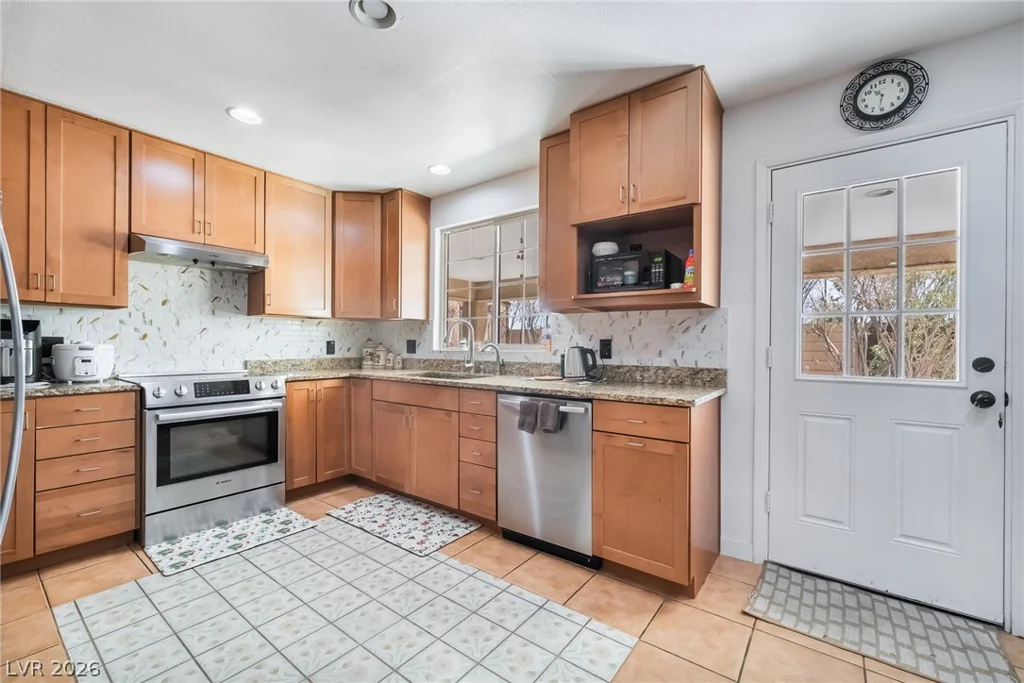 5034 Rappahanock, Las Vegas, NV 89122