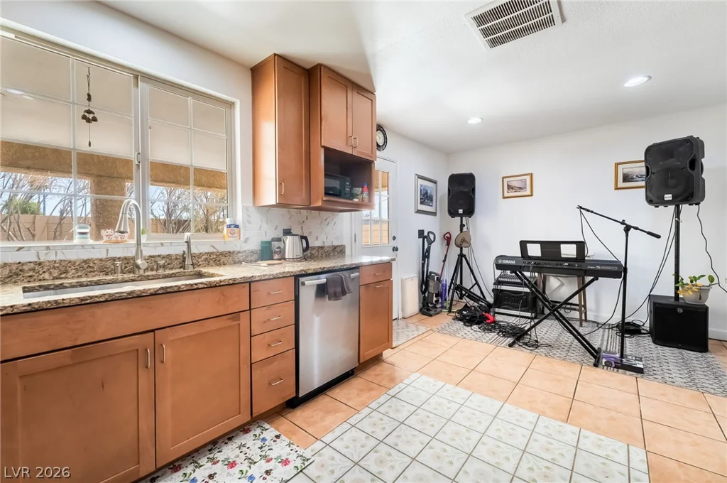 5034 Rappahanock, Las Vegas, NV 89122
