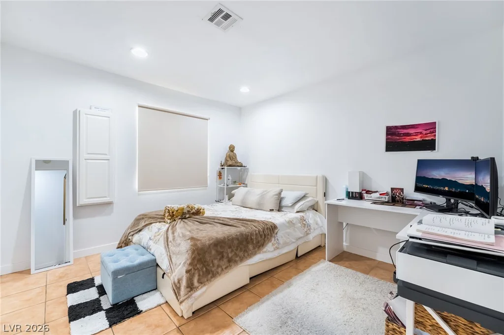 5034 Rappahanock, Las Vegas, NV 89122