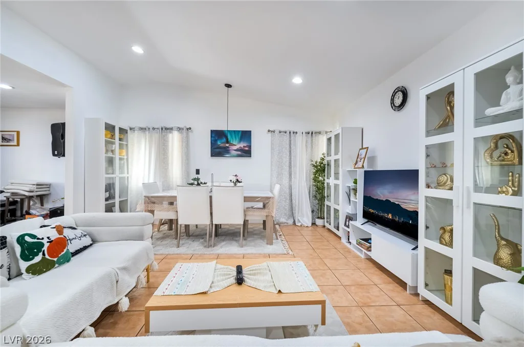 5034 Rappahanock, Las Vegas, NV 89122