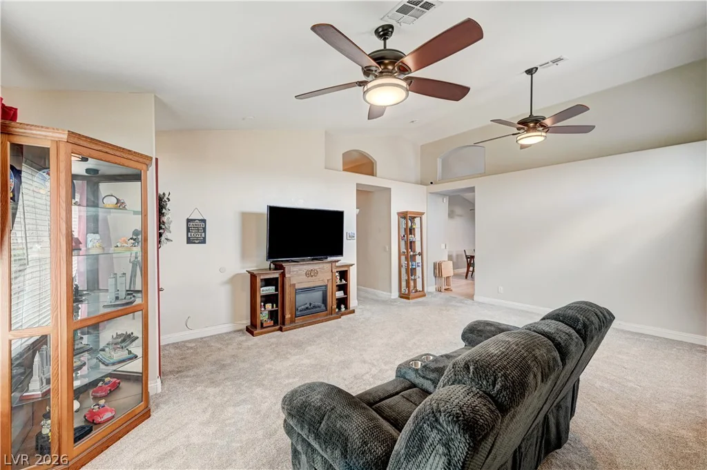 1717 Royal Canyon, Las Vegas, NV 89128