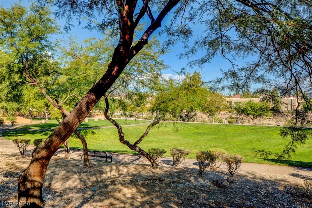 1717 Royal Canyon, Las Vegas, NV 89128