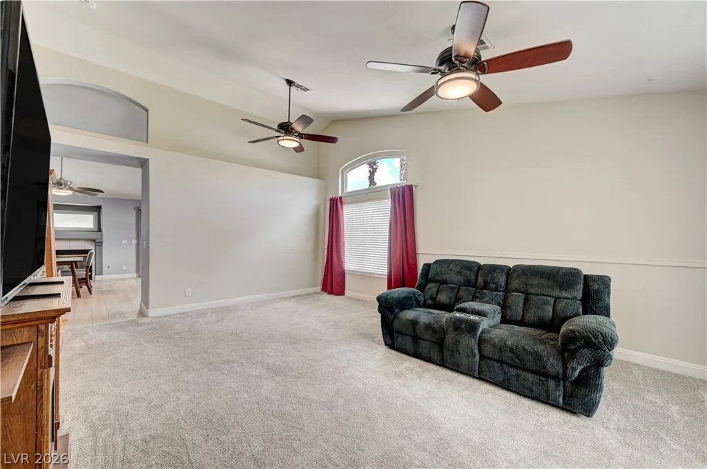 1717 Royal Canyon, Las Vegas, NV 89128