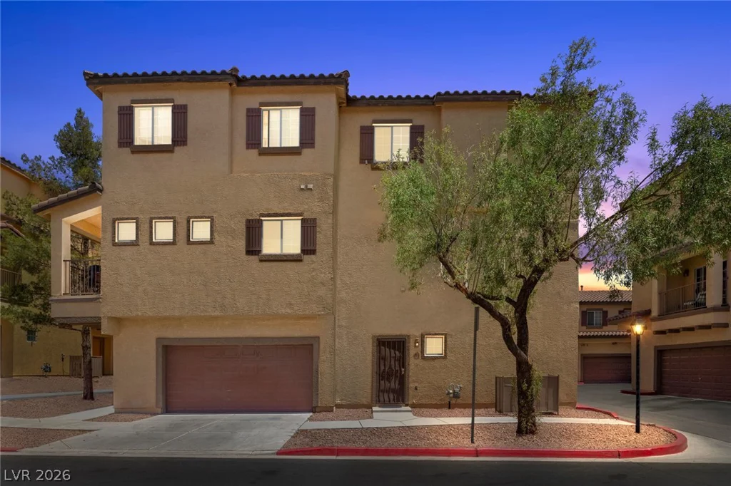 5940 Palmilla, North Las Vegas, NV 89031