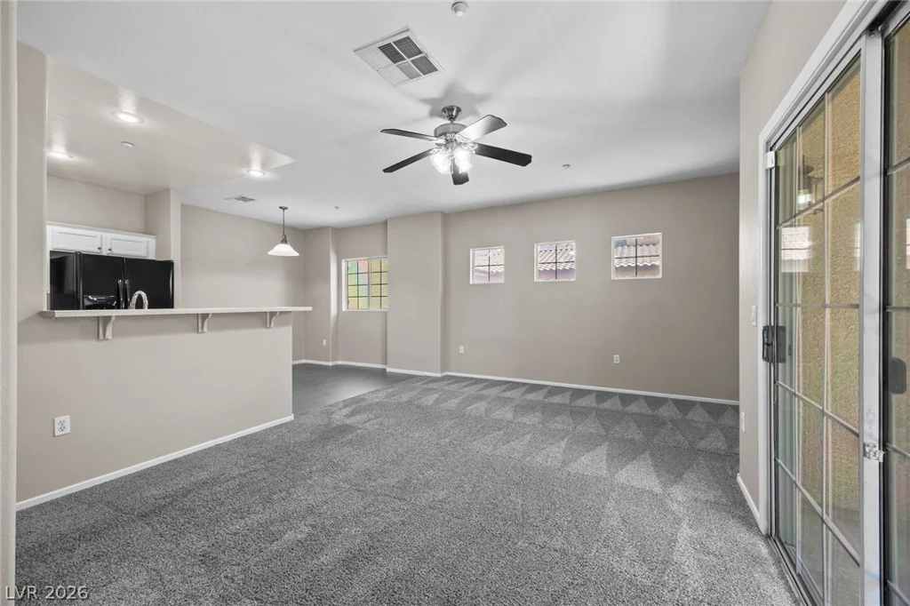 5940 Palmilla, North Las Vegas, NV 89031