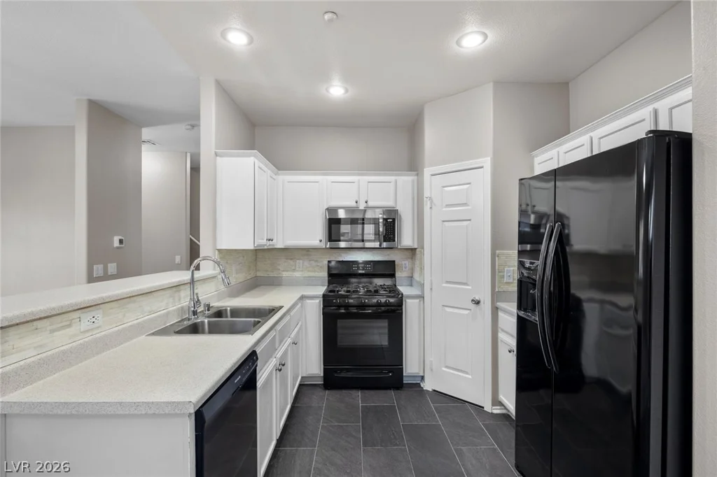 5940 Palmilla, North Las Vegas, NV 89031