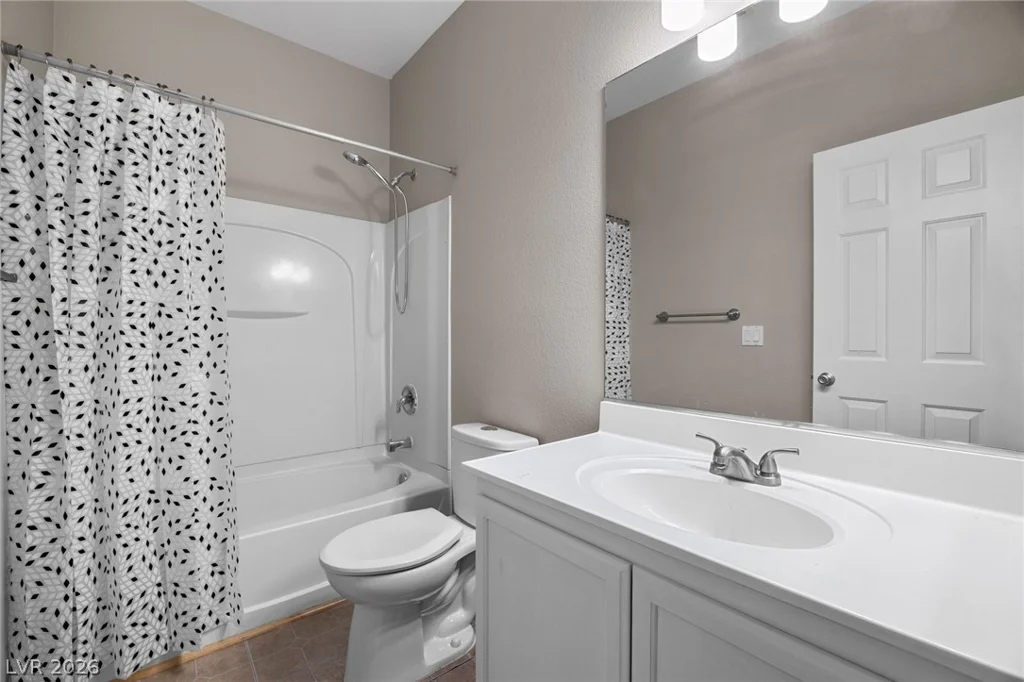 5940 Palmilla, North Las Vegas, NV 89031