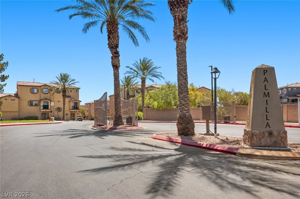 5940 Palmilla, North Las Vegas, NV 89031