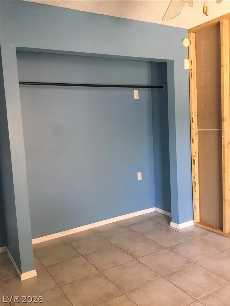 6373 Whippoorwill Way, Las Vegas, NV 89103