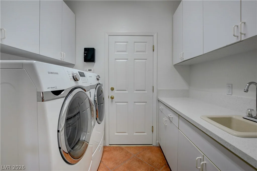 8345 Fairfield, Las Vegas, NV 89123