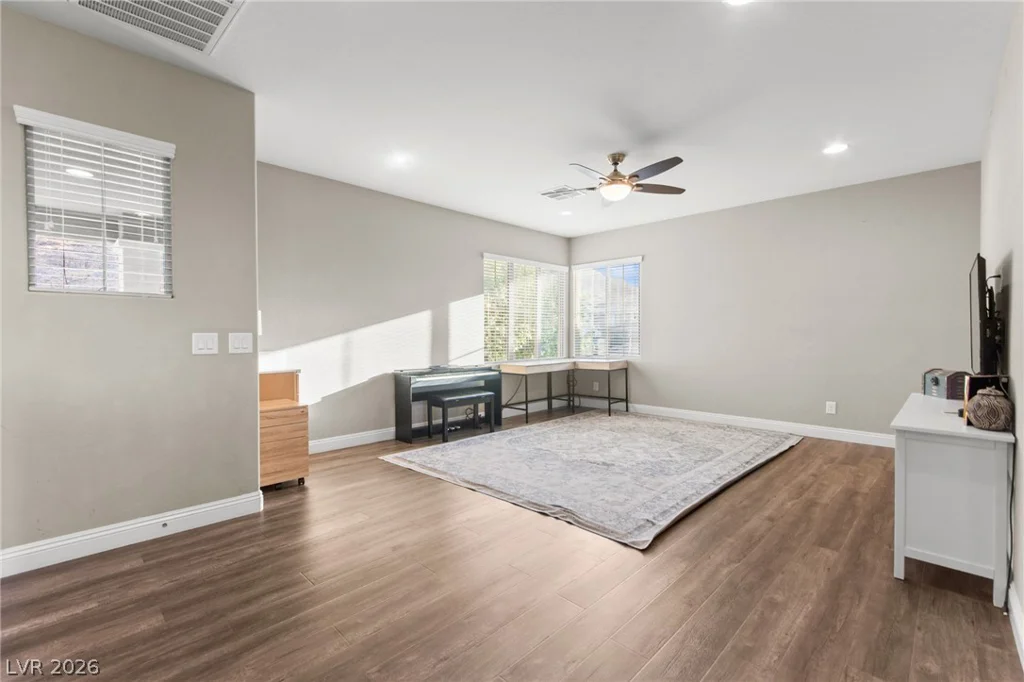 10578 Golden Light, Las Vegas, NV 89135
