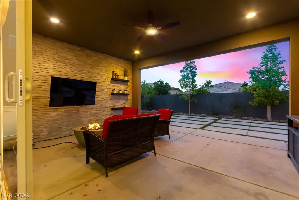 10578 Golden Light, Las Vegas, NV 89135
