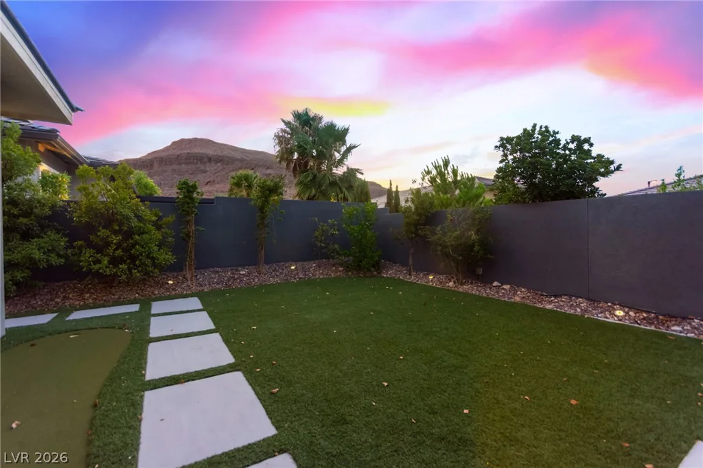 10578 Golden Light, Las Vegas, NV 89135