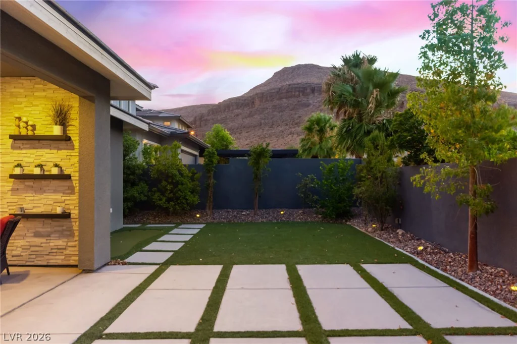 10578 Golden Light, Las Vegas, NV 89135