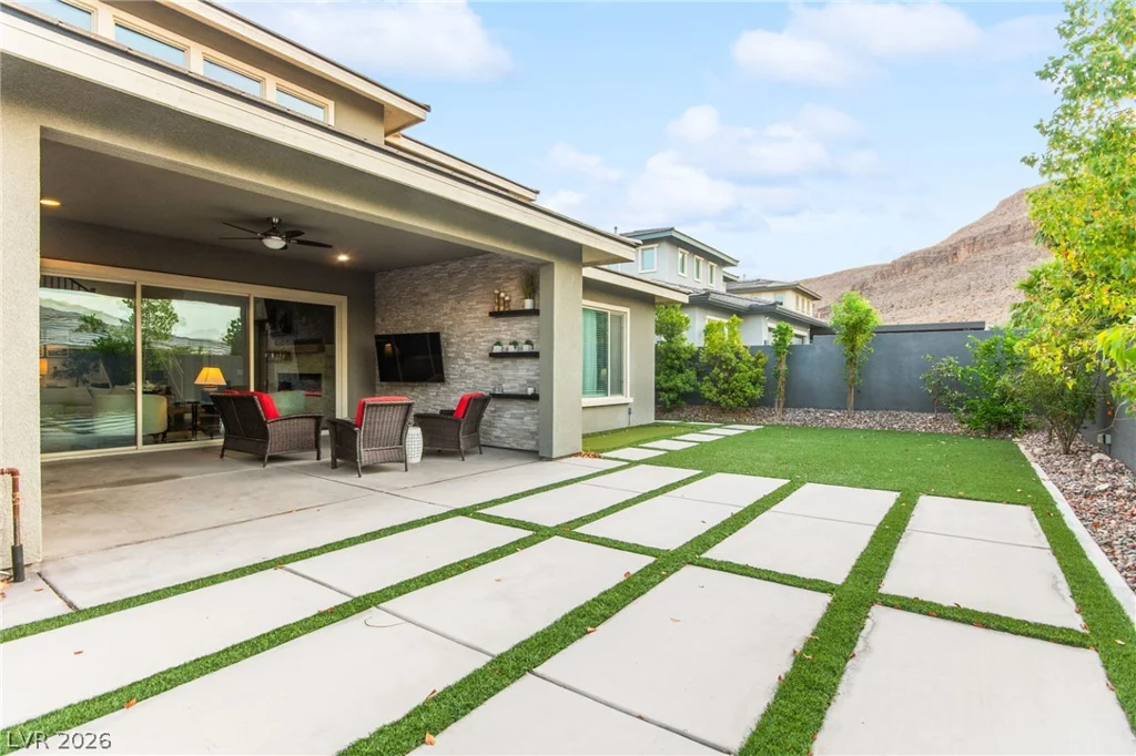 10578 Golden Light, Las Vegas, NV 89135